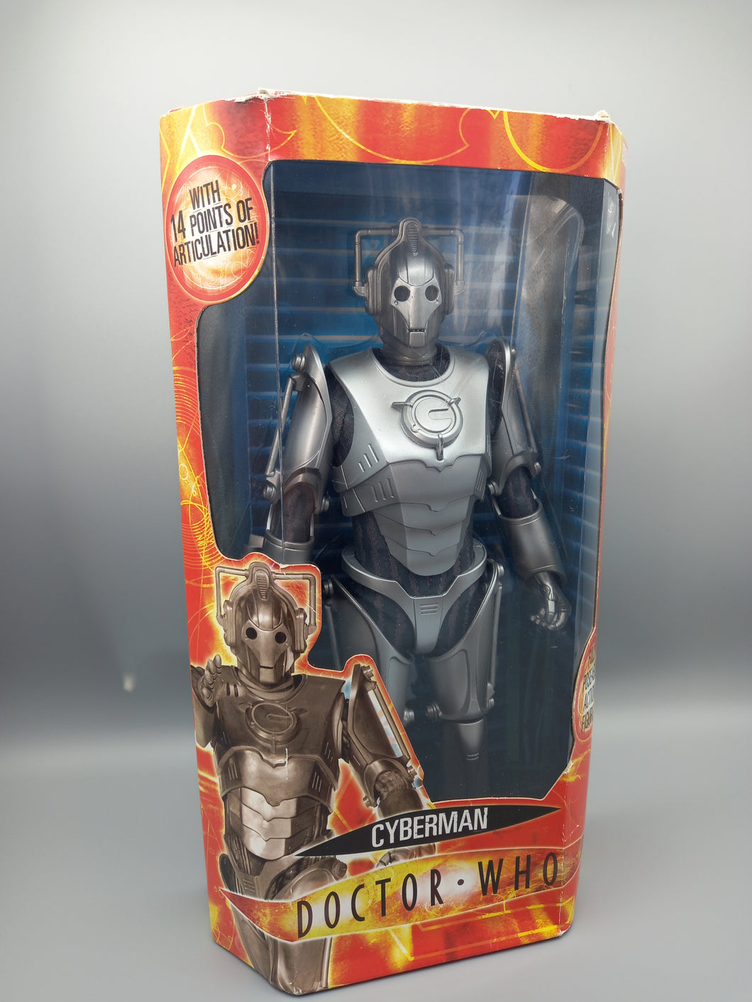 Dr Who Cyberman 2004 30cms