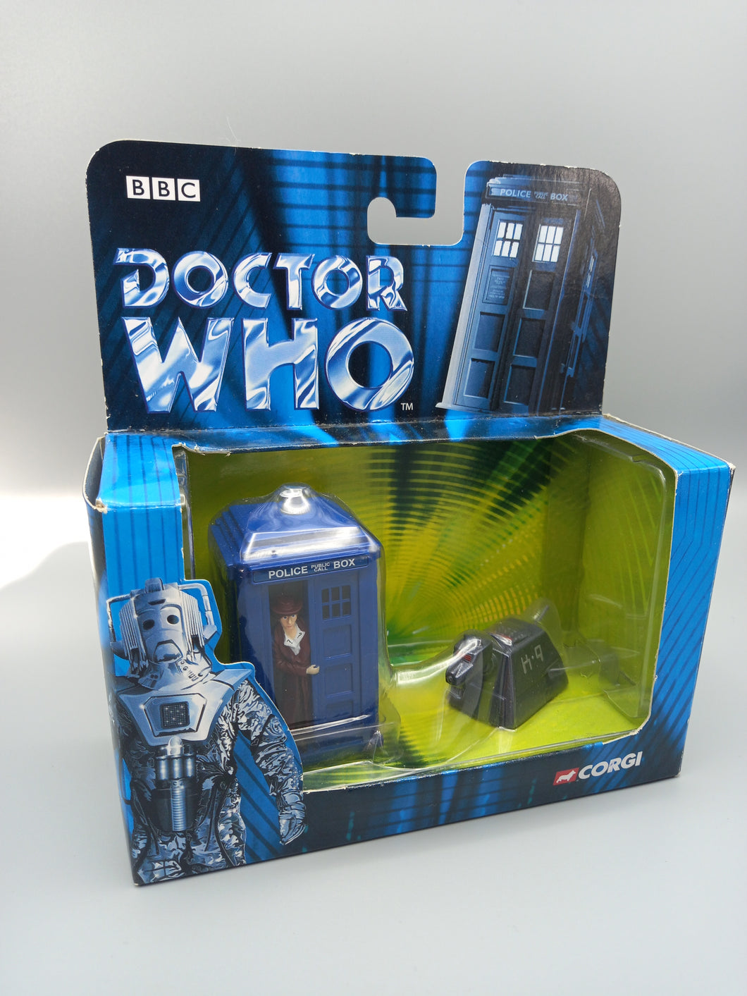 Dr Who Corgi Tardis & K9 Set