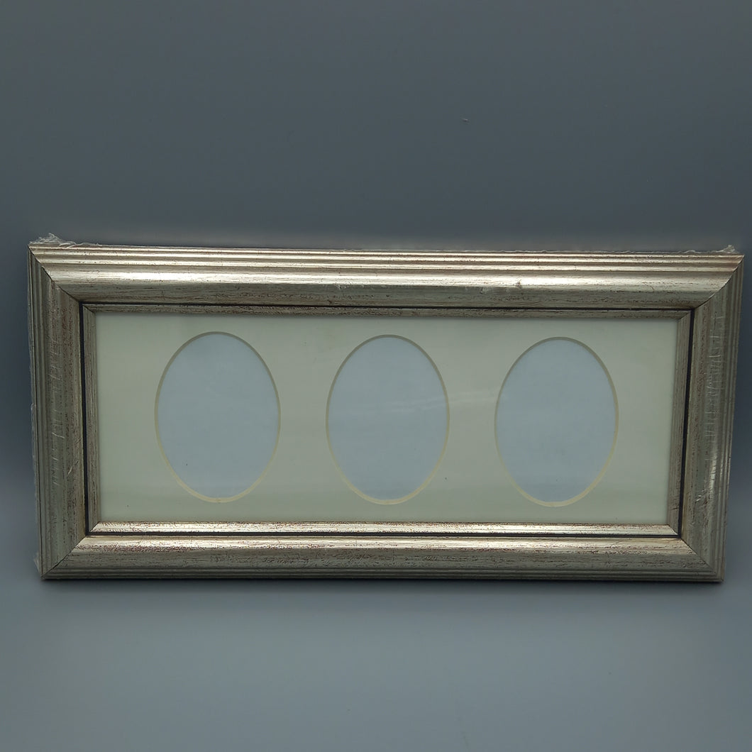 Silver Coloured 3 photo Frame 4x10