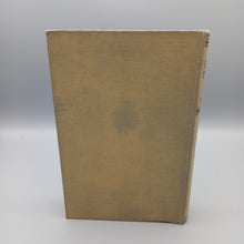 Load image into Gallery viewer, Antique Pilgrims Progress By John Bunyan 1920s Hardback Book
