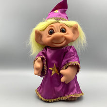 Load image into Gallery viewer, Thomas Dam Troll Wizard 9&quot; tall 1977 with moveable arm
