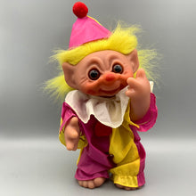 Load image into Gallery viewer, Thomas Dam Troll Clown 9&quot; tall 1977 Moveable Arm
