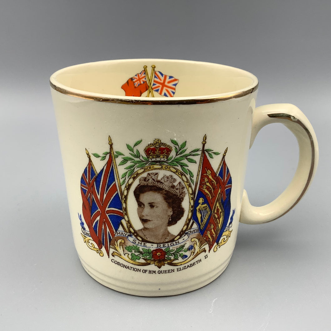 Alfred Meakin 1953 QE2 Jubilee china Mug